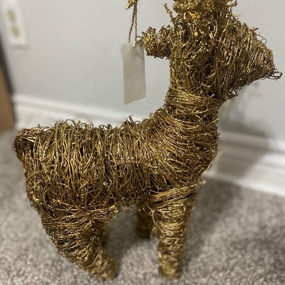 Sparkle wicker Christmas reindeer - Picture 5 of 5